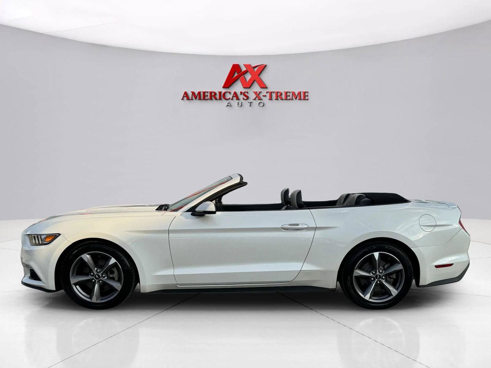 Used 2017 Ford Mustang Premium w/ Equipment Group 201A RWD image 17
