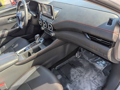 Certified 2025 Nissan Sentra SR w/ SR Premium Package image 20