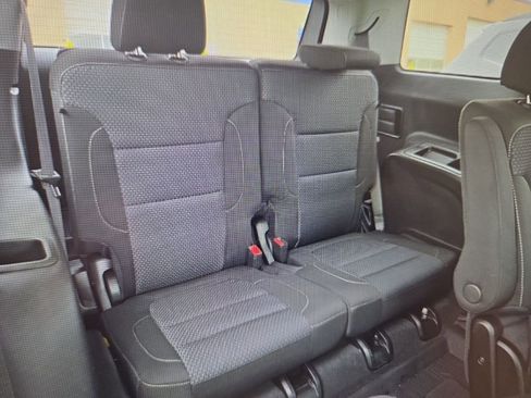 Used 2023 GMC Acadia SLE w/ Driver Convenience Package image 13