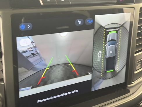 Used 2025 Ford F150 Platinum w/ Equipment Group 702A High image 20