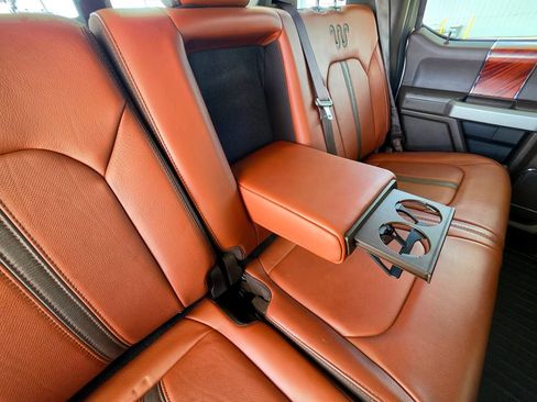 Used 2018 Ford F150 King Ranch w/ Equipment Group 601A Luxury AWD/4WD image 79