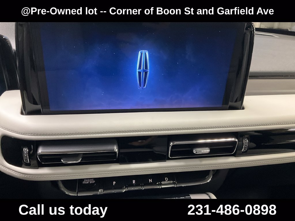 Used 2025 Lincoln Aviator Reserve w/ Equipment Group 201A AWD/4WD image 19