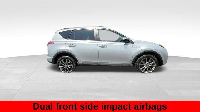 Used 2018 Toyota RAV4 Limited AWD/4WD image 36