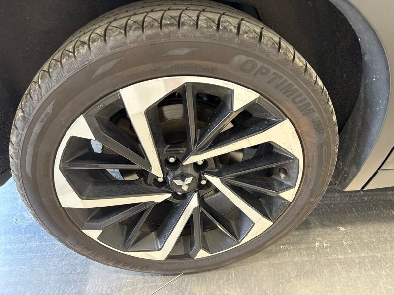 Used 2024 Mitsubishi Outlander SE AWD/4WD image 7