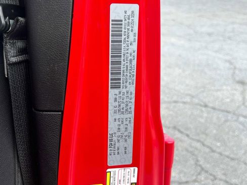 Used 2018 Jeep Wrangler Unlimited Rubicon image 33