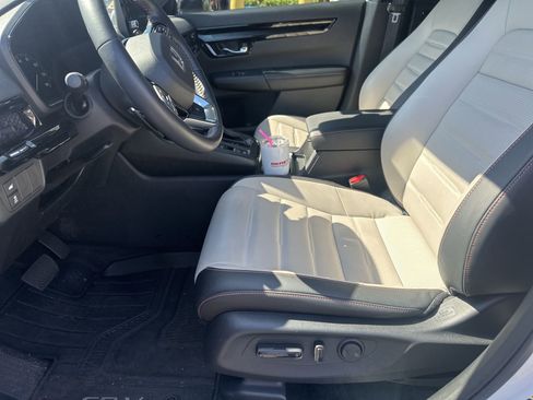 Used 2025 Honda CR-V Sport Touring image 1