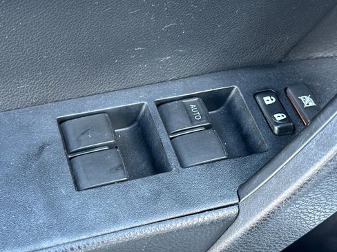 Used 2015 Toyota Corolla S image 13