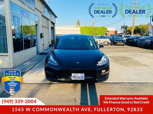Used 2019 Tesla Model 3 Standard Range Plus image 9