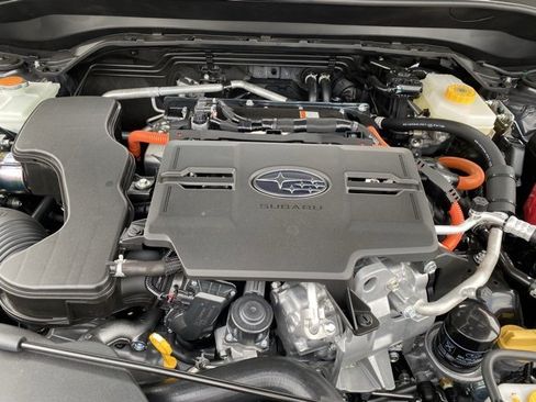 New 2025 Subaru Forester Limited w/ Popular Package image 25