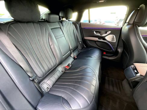 Used 2023 Mercedes-Benz EQS 450+ Sedan image 18