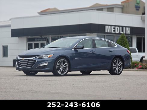 Used 2024 Chevrolet Malibu LT FWD image 3