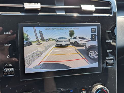 Certified 2023 Hyundai Tucson SEL AWD/4WD image 27