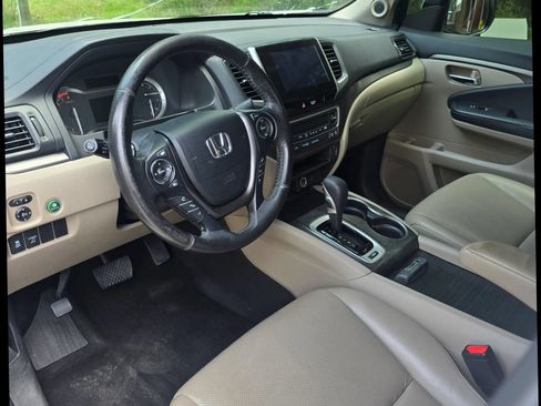 Used 2018 Honda Ridgeline RTL-T image 18