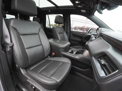 Used 2024 Chevrolet Tahoe LT w/ LT Signature Plus Package AWD/4WD image 44