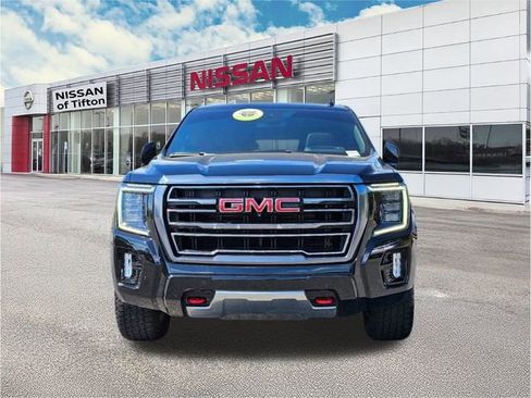 Used 2023 GMC Yukon XL AT4 w/ AT4 Premium Plus Package image 2