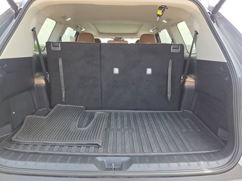 Used 2025 Toyota Grand Highlander AWD image 34