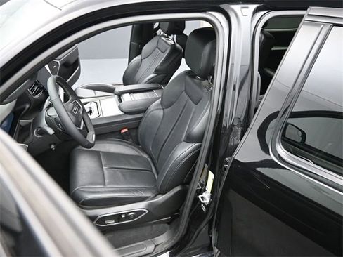 Used 2025 Jeep Wagoneer Series II image 11