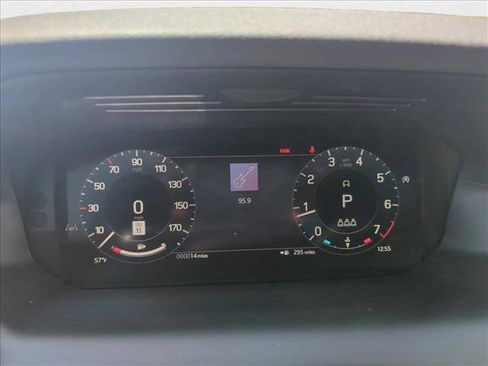 New 2024 Land Rover Discovery Sport S image 10