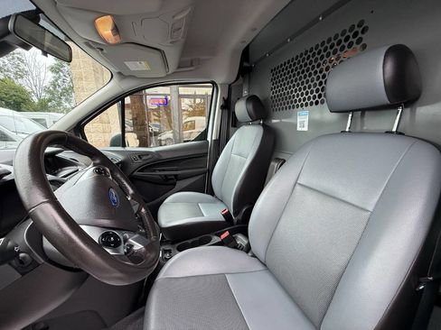 Used 2018 Ford Transit Connect XL image 14
