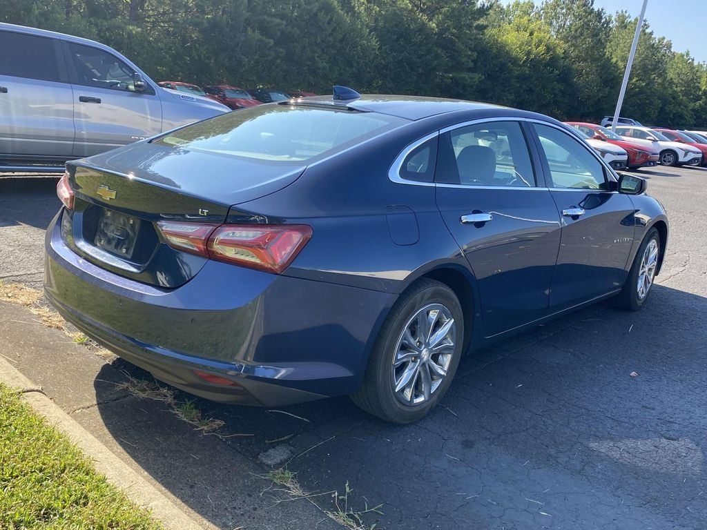 Used 2021 Chevrolet Malibu LT FWD image 8