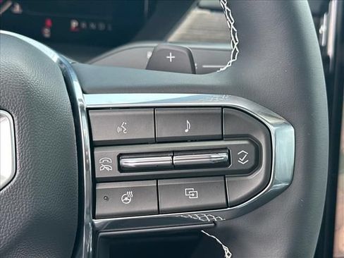 New 2026 GMC Acadia Denali w/ Super Cruise Package FWD image 32