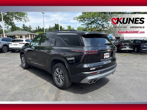 Used 2024 Chevrolet Traverse LT AWD/4WD image 12