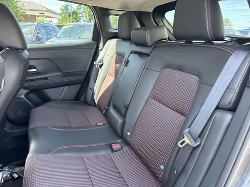 Used 2025 Nissan Kicks SR FWD image 15