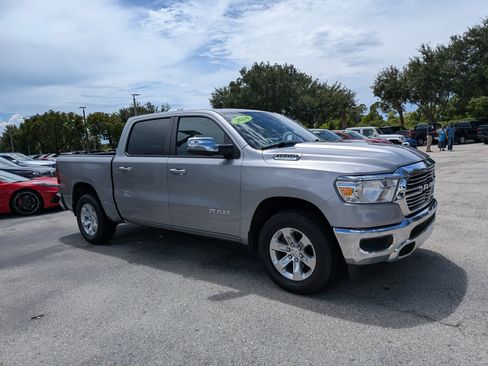 Used 2024 RAM 1500 Laramie AWD/4WD image 1