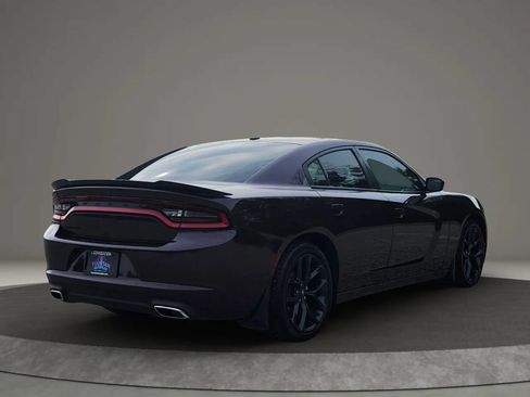 Used 2021 Dodge Charger SXT w/ Blacktop Package RWD image 9