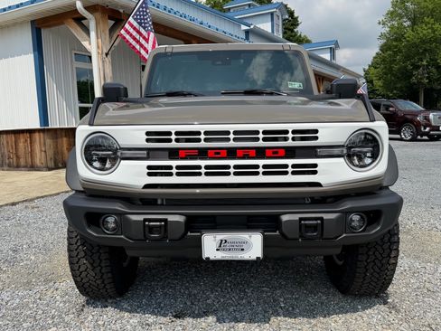 Used 2026 Ford Bronco Heritage Edition AWD/4WD image 2