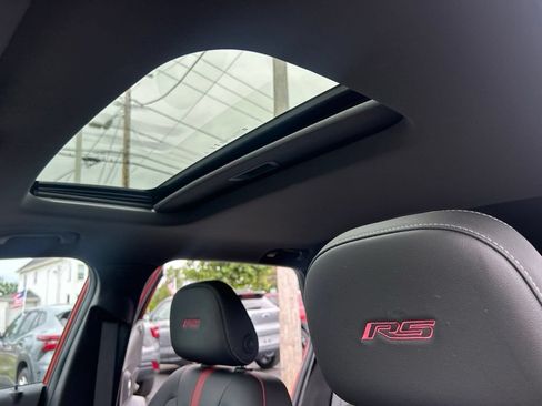 Certified 2024 Chevrolet Trax RS w/ Sunroof Package FWD image 26