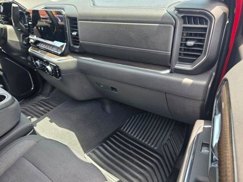 Used 2023 Chevrolet Silverado 1500 LT AWD/4WD image 19