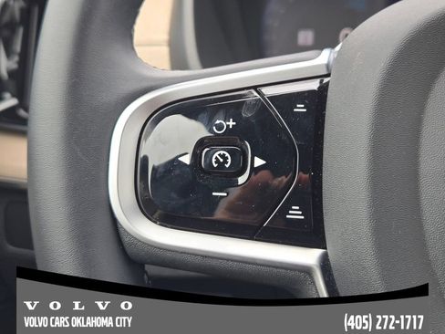 Used 2026 Volvo XC90 B5 Plus w/ Protection Package Premier AWD/4WD image 22