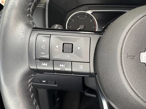 Used 2023 Nissan Rogue SL w/ SL Premium Package AWD/4WD image 17