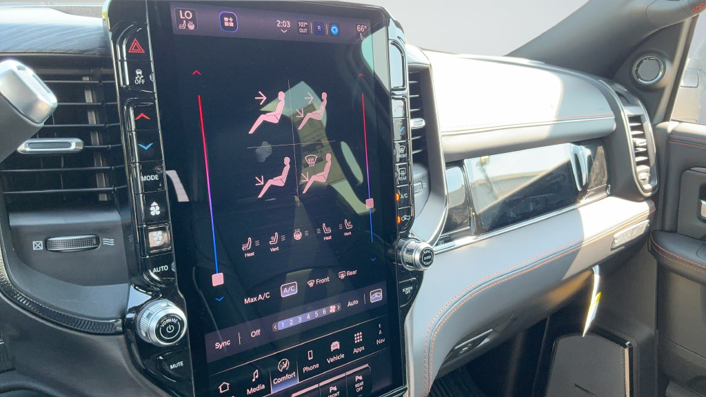 New 2027 RAM 2500 4x4 Crew Cab image 16