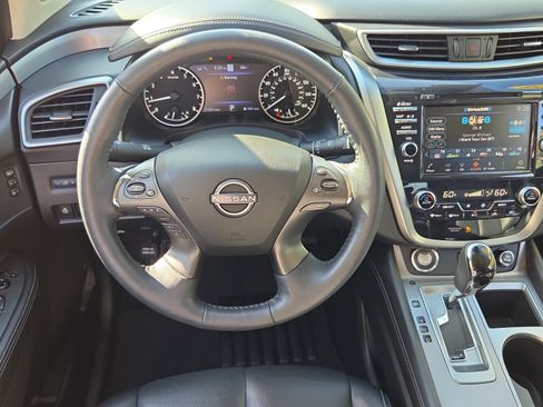 Used 2024 Nissan Murano SL FWD image 11