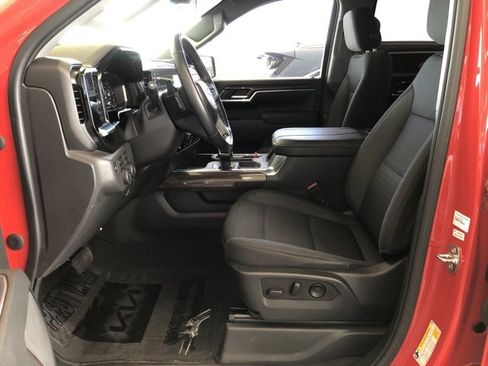 Used 2023 Chevrolet Silverado 1500 LT Trail Boss image 36