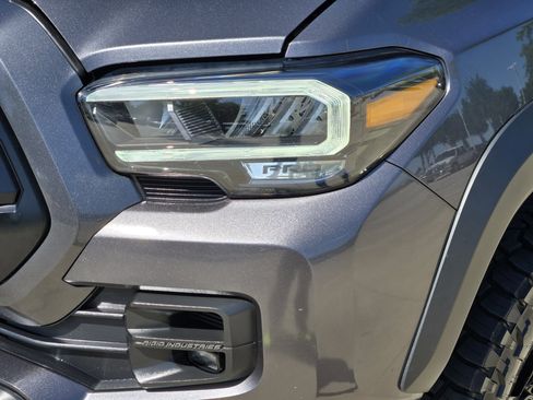 Used 2020 Toyota Tacoma TRD Pro AWD/4WD image 11