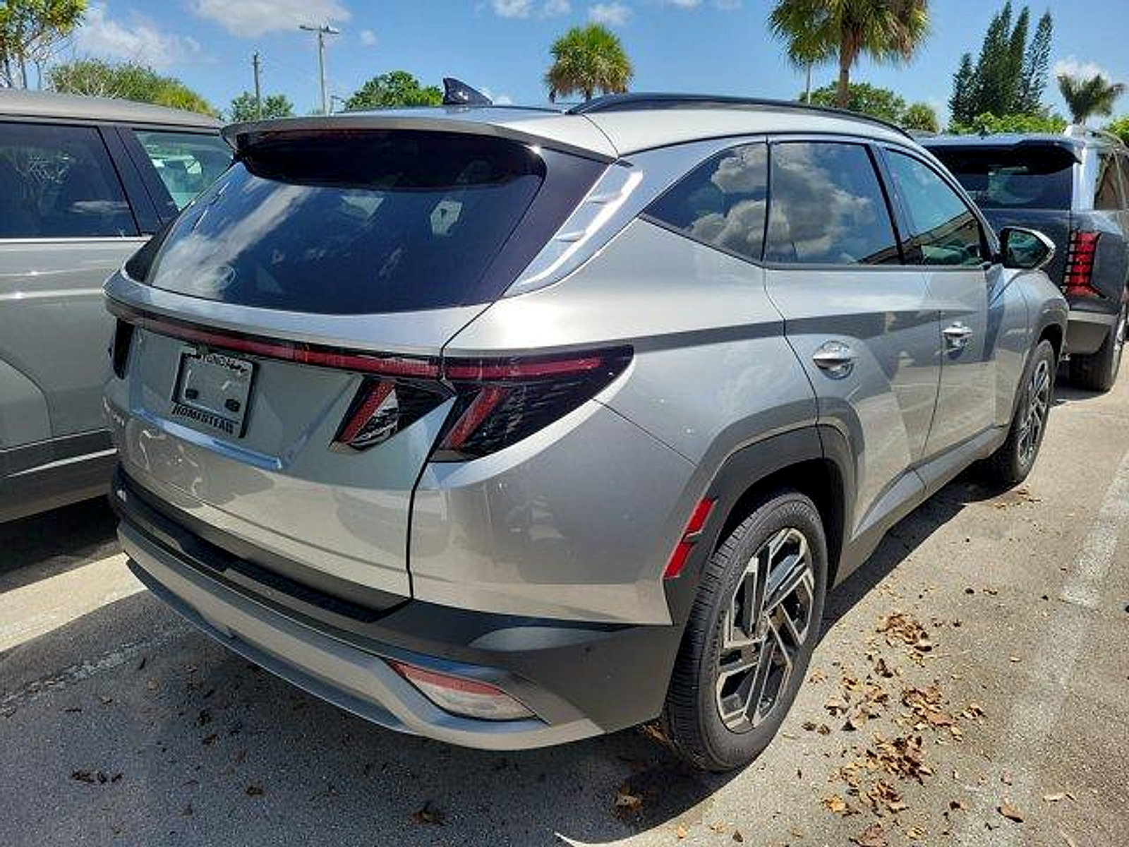New 2026 Hyundai Tucson Limited FWD image 4