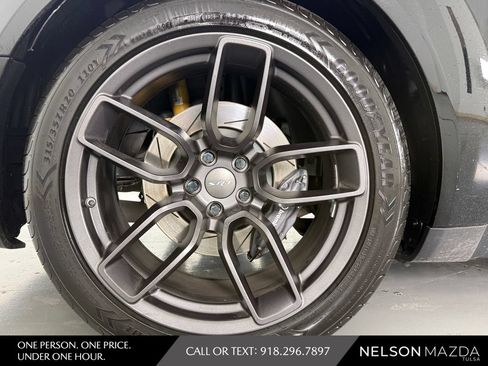 Used 2018 Dodge Challenger SRT Hellcat RWD image 13