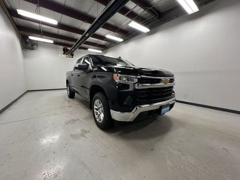 Certified 2024 Chevrolet Silverado 1500 LT w/ Z71 Off-Road Package image 2