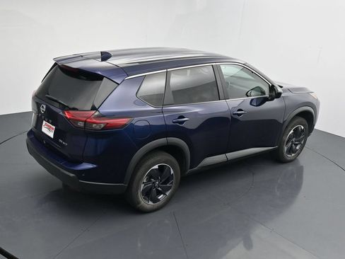 Used 2024 Nissan Rogue SV AWD/4WD image 27