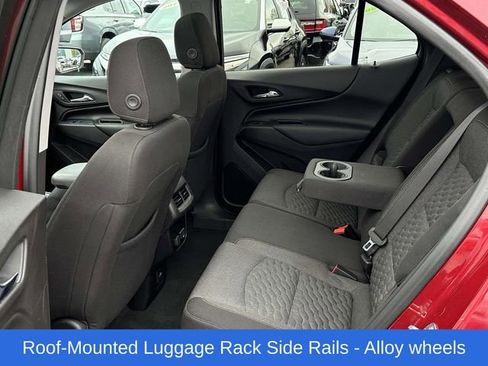 Used 2018 Chevrolet Equinox LT w/ Sun & Infotainment Package image 16