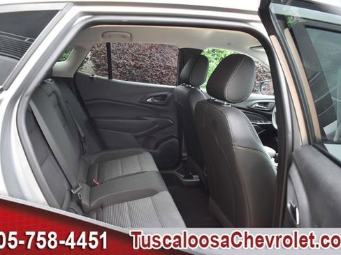 Used 2024 Chevrolet Trax LT w/ Driver Confidence Package FWD image 20