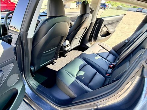 Used 2023 Tesla Model 3 Standard Range RWD image 29