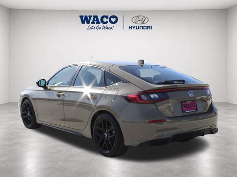 Used 2025 Honda Civic Sport image 5