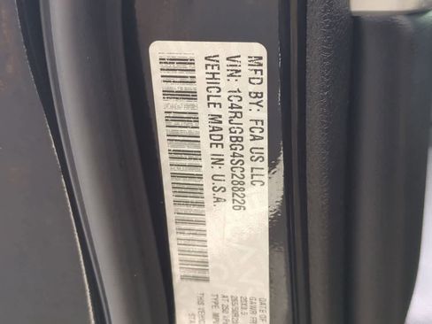 Certified 2025 Jeep Grand Cherokee Limited RWD image 38