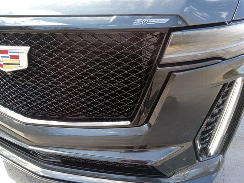 Used 2024 Cadillac Escalade V w/ Heavy-Duty Trailer Package image 7