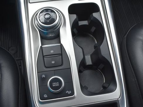 Used 2020 Ford Explorer Limited AWD/4WD image 38
