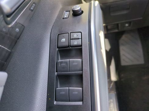 New 2026 Toyota Highlander Limited AWD/4WD image 24